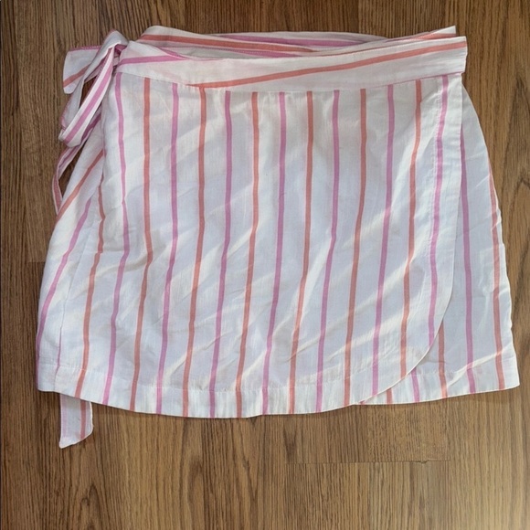 Fabletics Dresses & Skirts - Fabletics Pink and Orange Striped Wrap Skirt